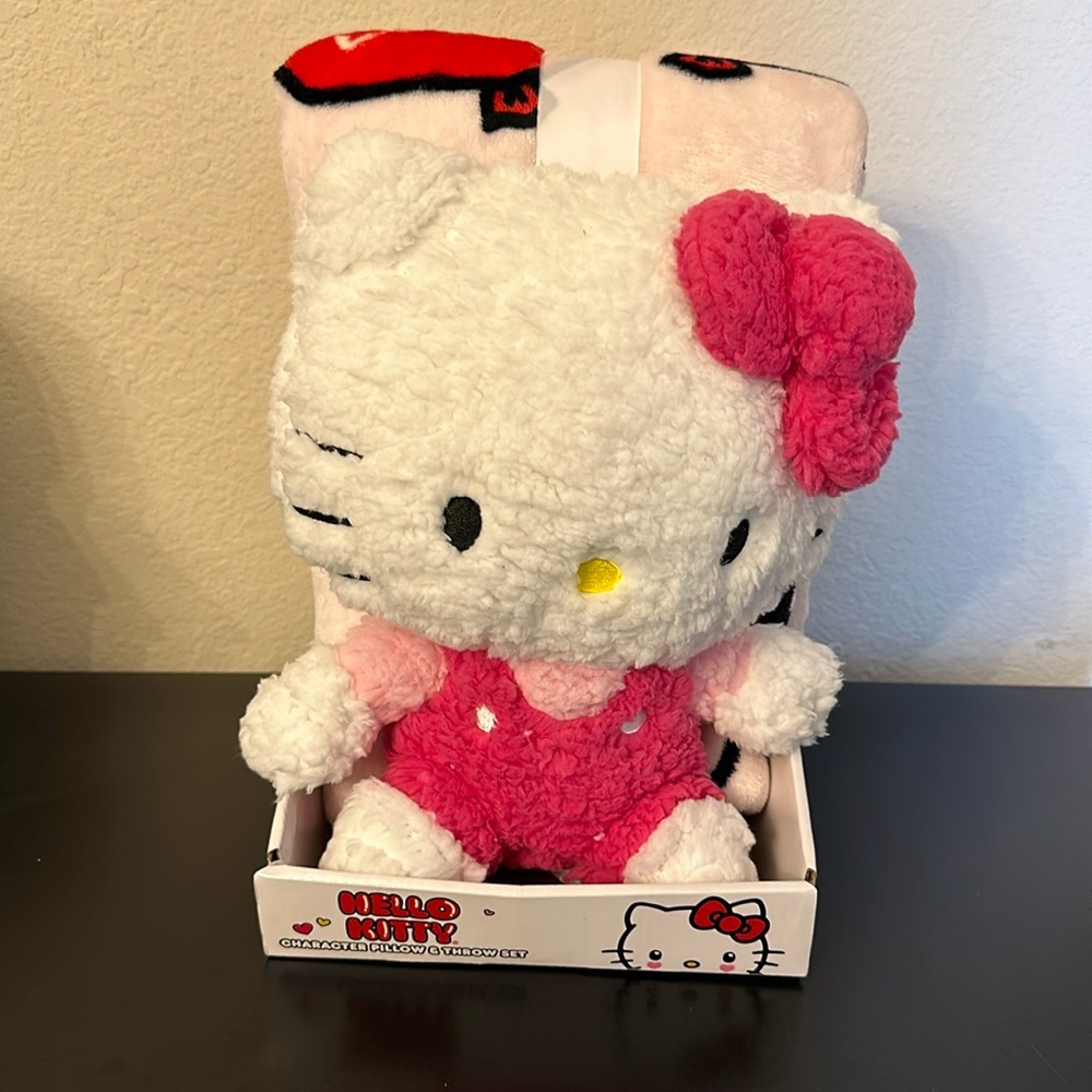 Hello Kitty Character Pillow and Throw Set